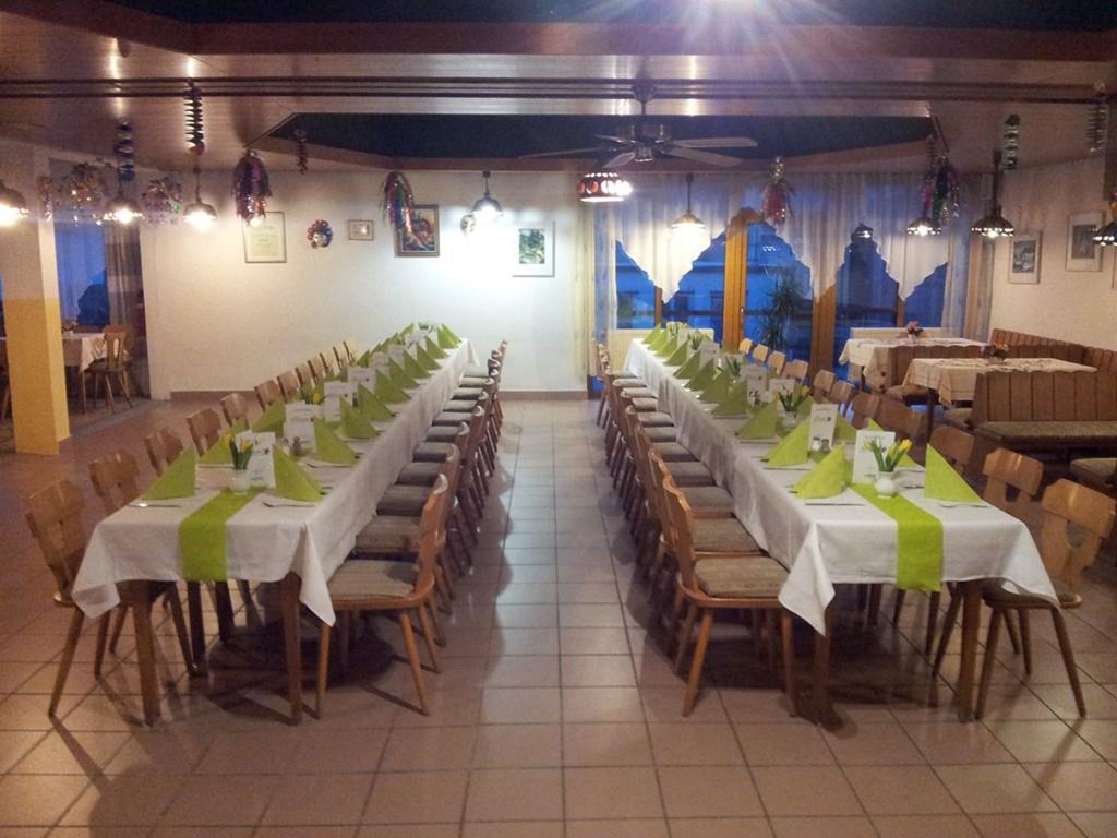 וורט אן דר דונאו Gasthof Pflamminger מראה חיצוני תמונה